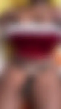 SweetWetVoices' Live Sex Cam Show