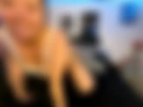 AngelSinz69's Webcam Show