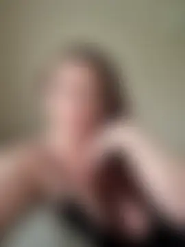 RosieMilff's Live Sex Cam Show