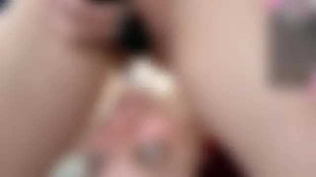 Brilliant-Kiss' Webcam Show