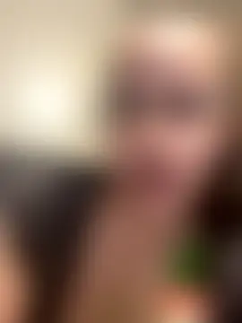 Esmerelda69's Webcam Show