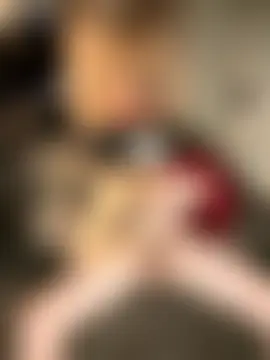 Dollyred's Live Sex Cam Show