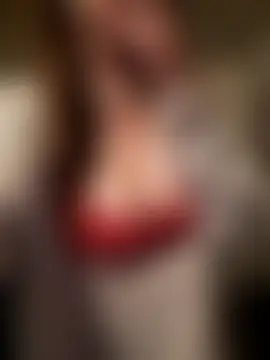 gildamilf's Live Sex Cam Show