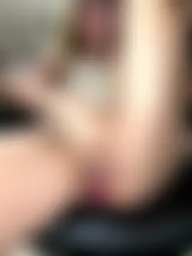 didihairypussy's Webcam Show