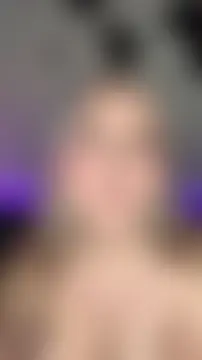 April_Vancee's Live Sex Cam Show