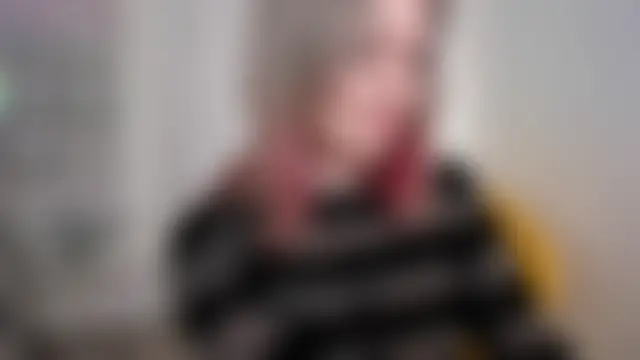 MiaW0rld's Live Sex Cam Show