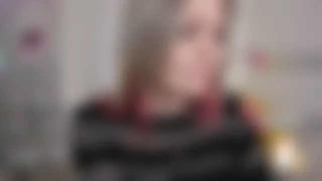 MiaW0rld's Live Sex Cam Show