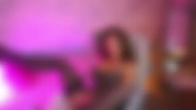 CurlyCandyXX's Live Sex Cam Show
