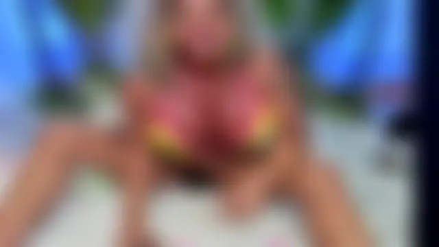 musclemama4u's Live Sex Cam Show