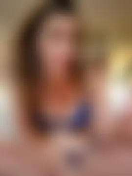 cumtomama's Live Sex Cam Show