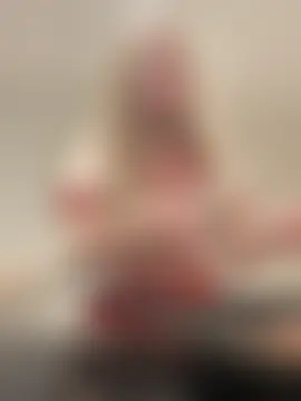 SexySaraxxoo's Live Sex Cam Show