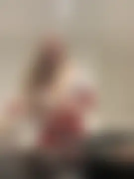 SexySaraxxoo's Live Sex Cam Show