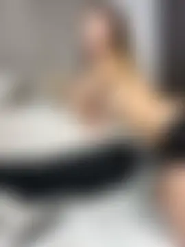 SweetieSinXXX's Webcam Show