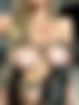 JolieBee's Live Sex Cam Show