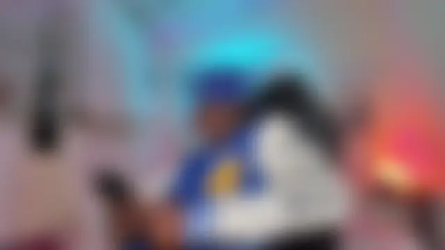 Ethantravis22's Live XXX Chat