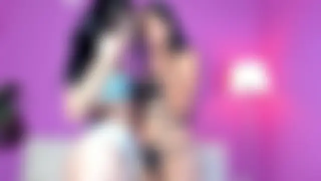 crylatinas' Webcam Show