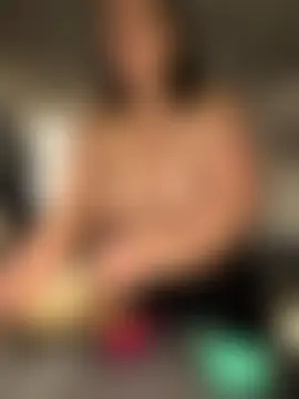 Canadian_BBW's Webcam Show