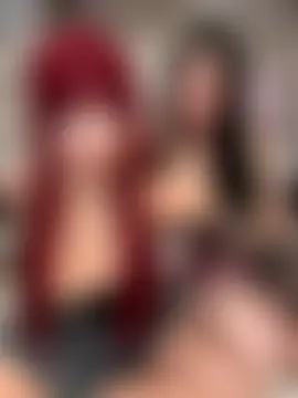 seraphine23's Live Sex Cam Show