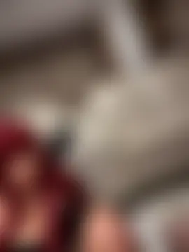 seraphine23's Live Sex Cam Show