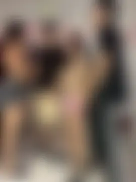 royalgirls_x's Webcam Show