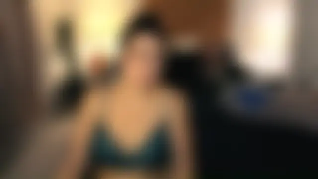 Ellie-L-Elizabeth's Webcam Show