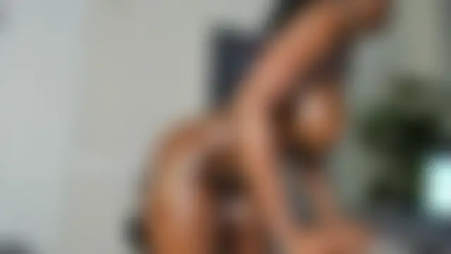 naughty_bigass' Webcam Show