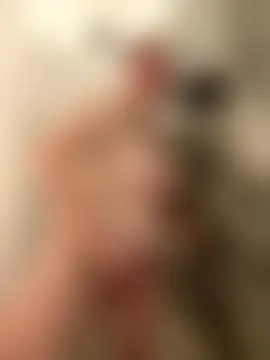 GingerSnap33's Webcam Show