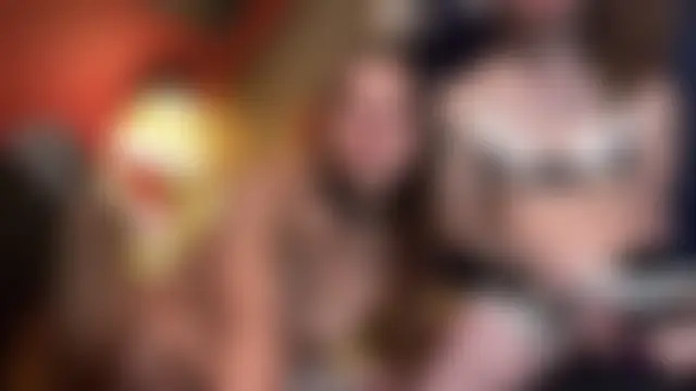 Trippie_hippies1313's Webcam Show