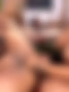 Suyin_squirt22's Webcam Show