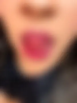 Suyin_squirt22's Webcam Show