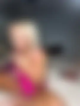 barbiedollkiley's Live Sex Cam Show