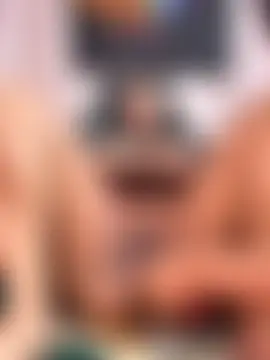 Suyin_squirt22's Webcam Show