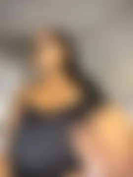 Bustygoddess32's Webcam Show