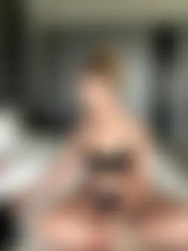 Nura_n_Sarah's Webcam Show