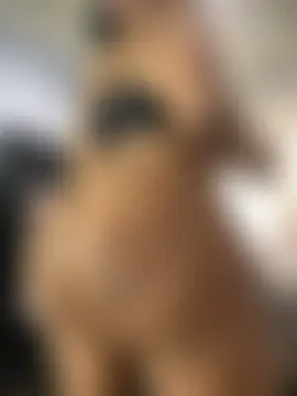 Mercedes_555's Webcam Show