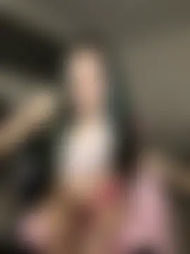 MiniSophiaa's Webcam Show