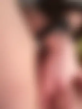 MilaBee's Webcam Show