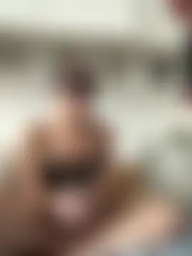 lola0428's Live Sex Cam Show