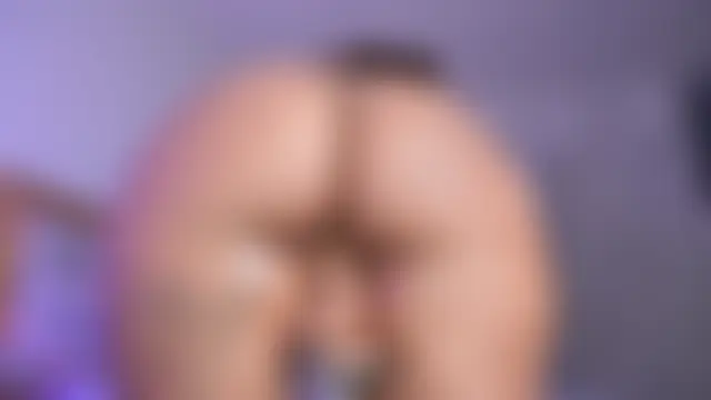 mia_hank's Webcam Show