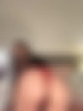 Naomisroom's Live Sex Cam Show