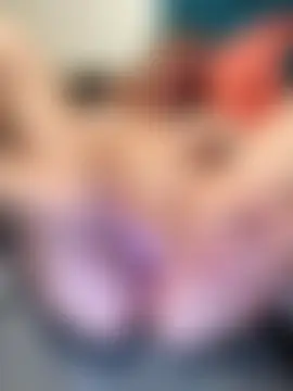 AllieCatWhore's Live Sex Cam Show