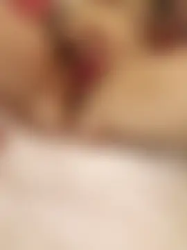 Faidraishere's Live Sex Cam Show