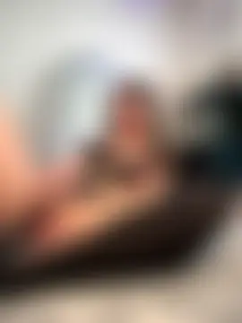 Roselyn_xo's Live Sex Cam Show