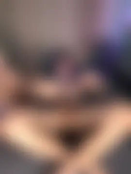 TwinksNextDoor's Webcam Show