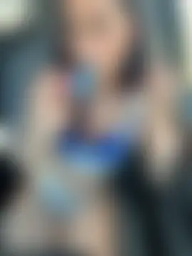 YourQueen18's Webcam Show