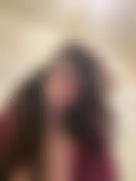 strawberry_queen2's Live Sex Cam Show