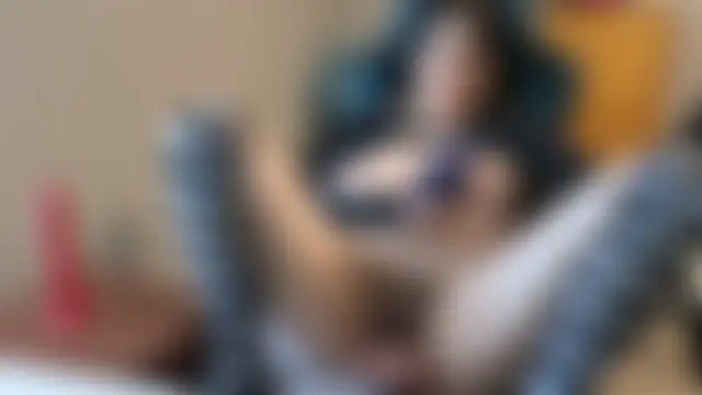 MasturbateMom's Live Sex Cam Show