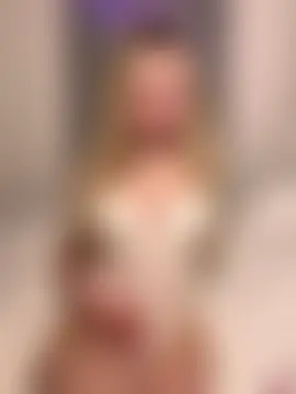 SexySaraxxoo's Live Sex Cam Show