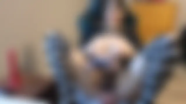 MasturbateMom's Live Sex Cam Show