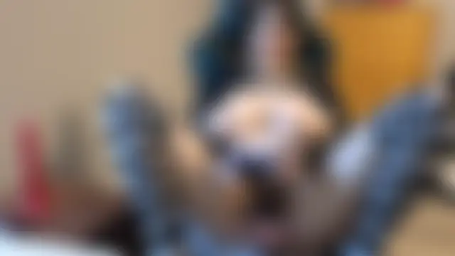 MasturbateMom's Live Sex Cam Show